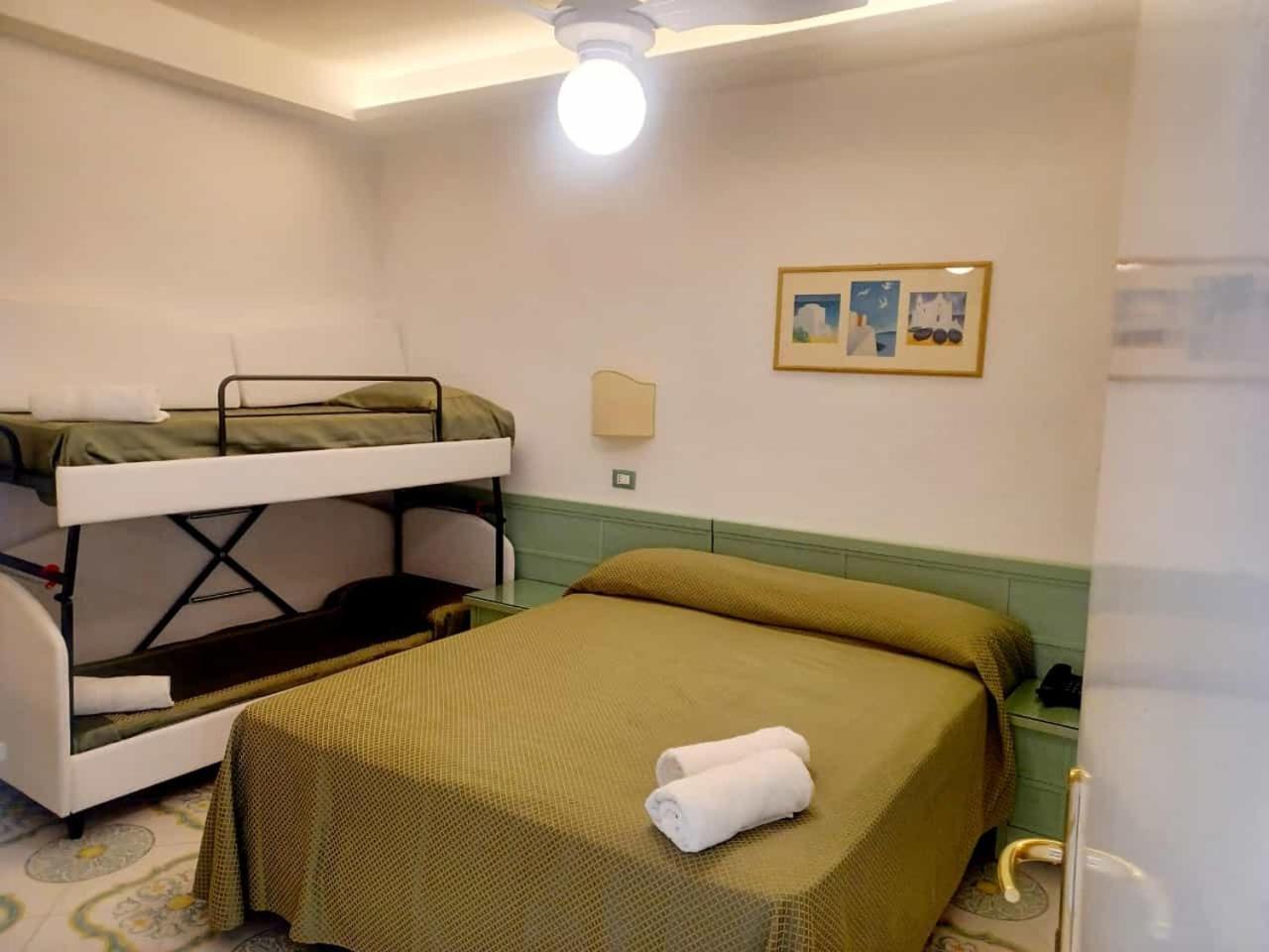 Hotel Parco Cartaromana Ischia Exterior photo