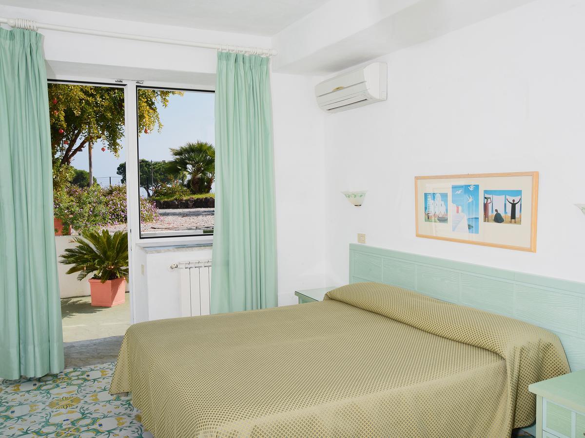 Hotel Parco Cartaromana Ischia Exterior photo